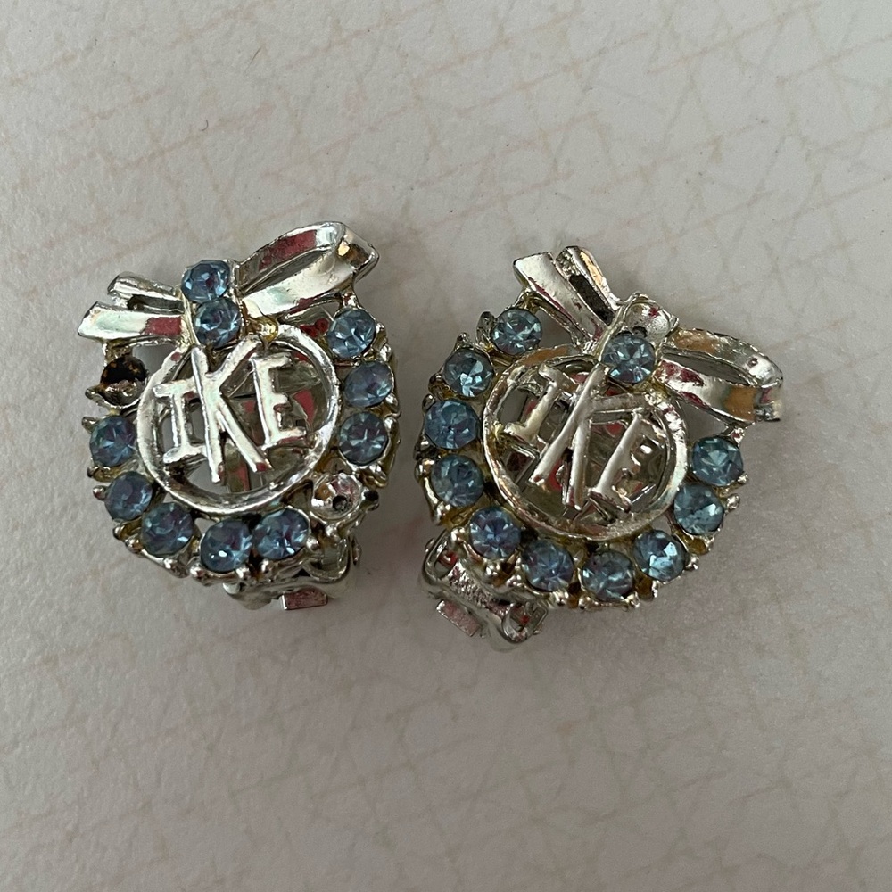 1950s IKE clip on earrings